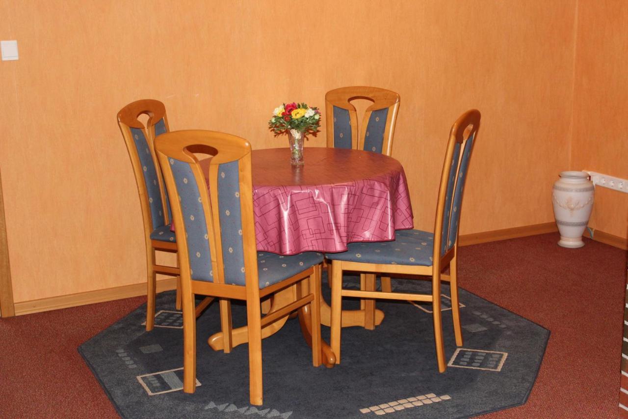 Ferienwohnung Meyer, 35176 Schwerinsdorf Dış mekan fotoğraf