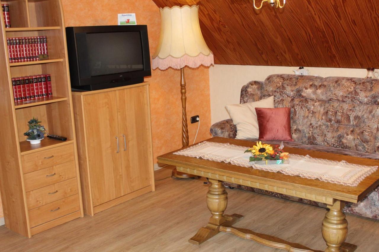 Ferienwohnung Meyer, 35176 Schwerinsdorf Dış mekan fotoğraf